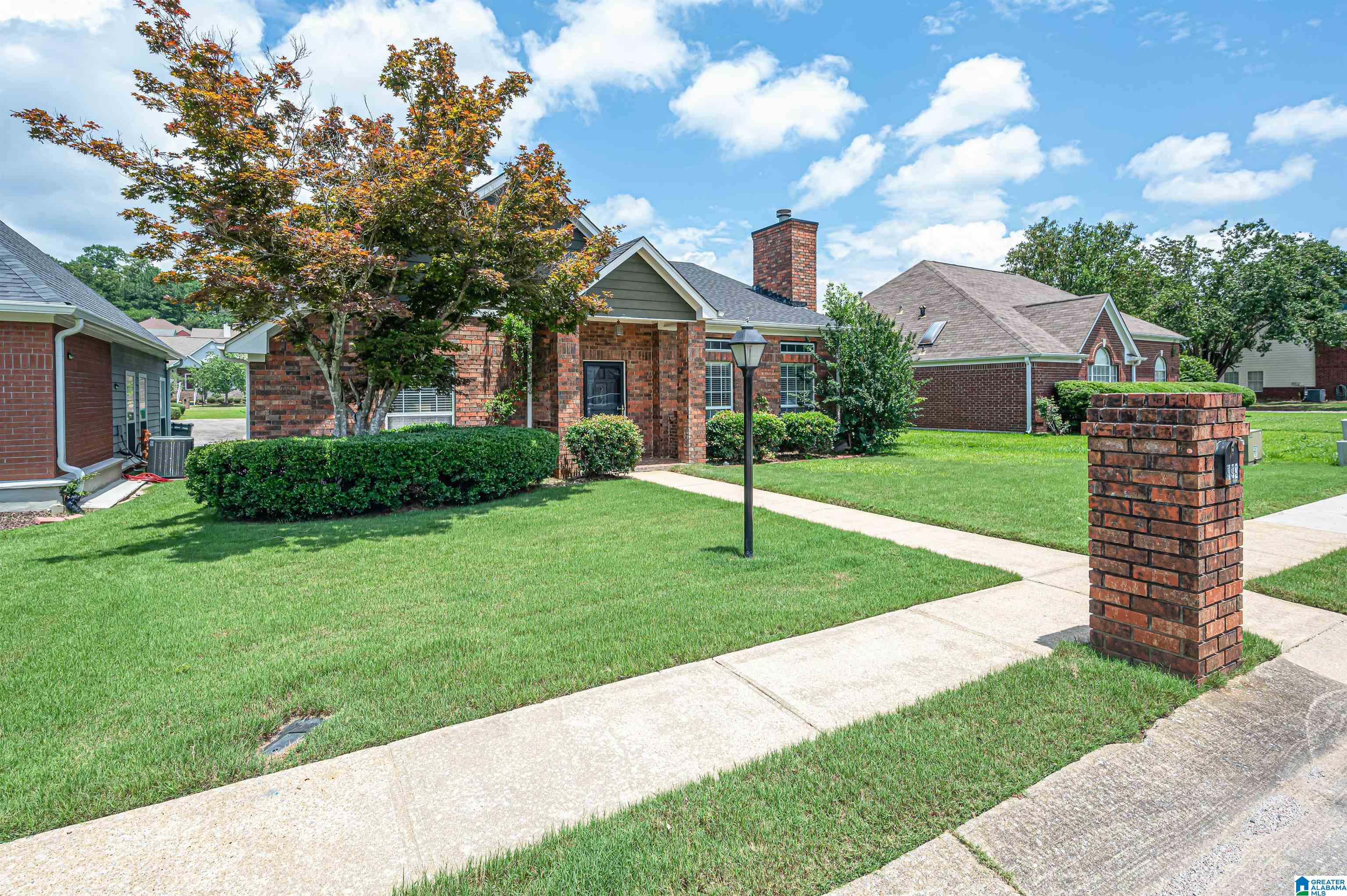132 Braxton Way Pelham, AL 35124 - Photo 3 of 35