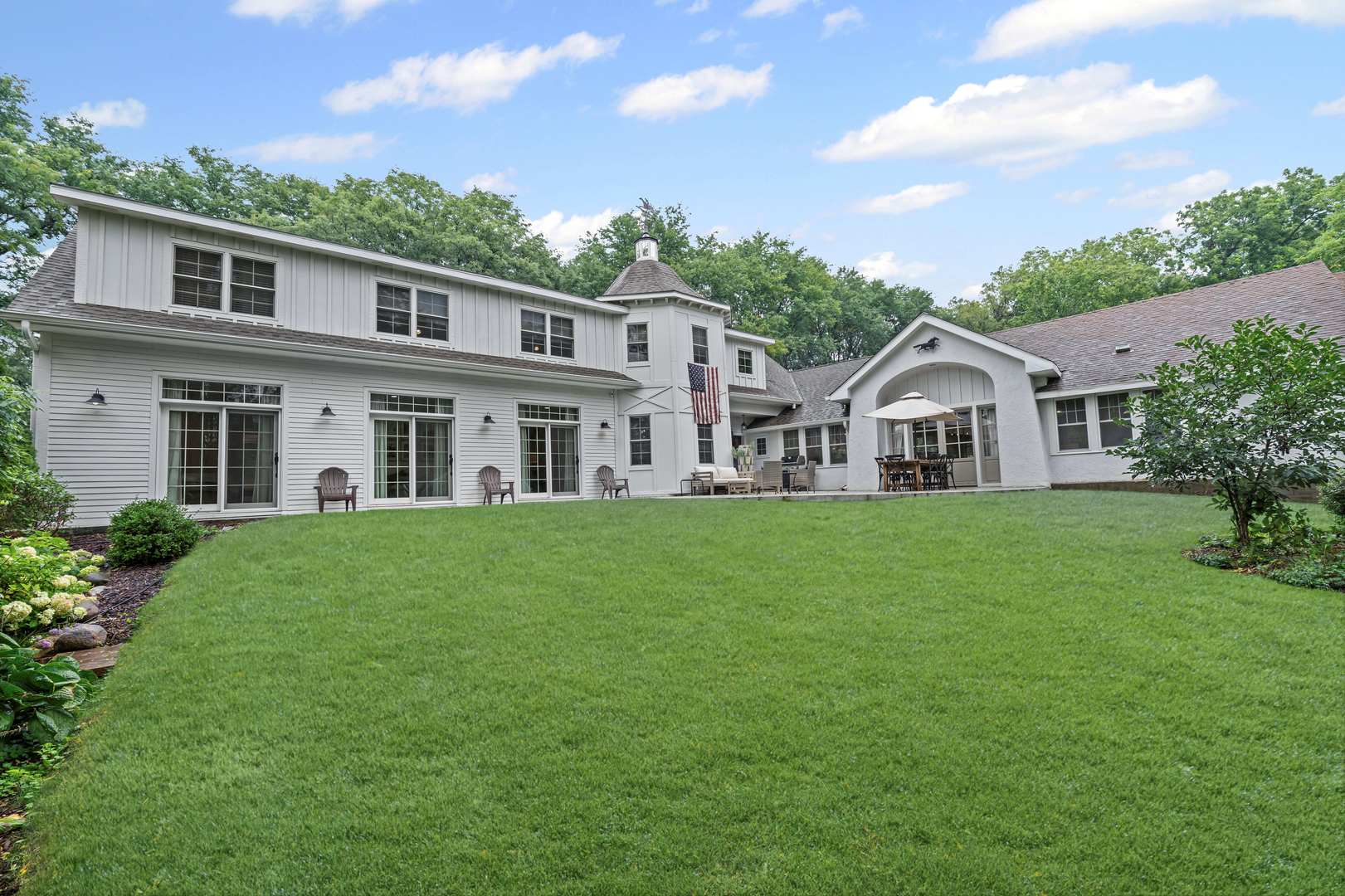 204 Country Commons Road Trout Valley, IL 60013 - Photo 1 of 17 Gallery Image 1