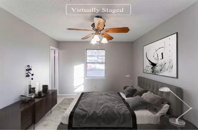 $2,000 | 913 Henslee Drive, Euless, TX 76040