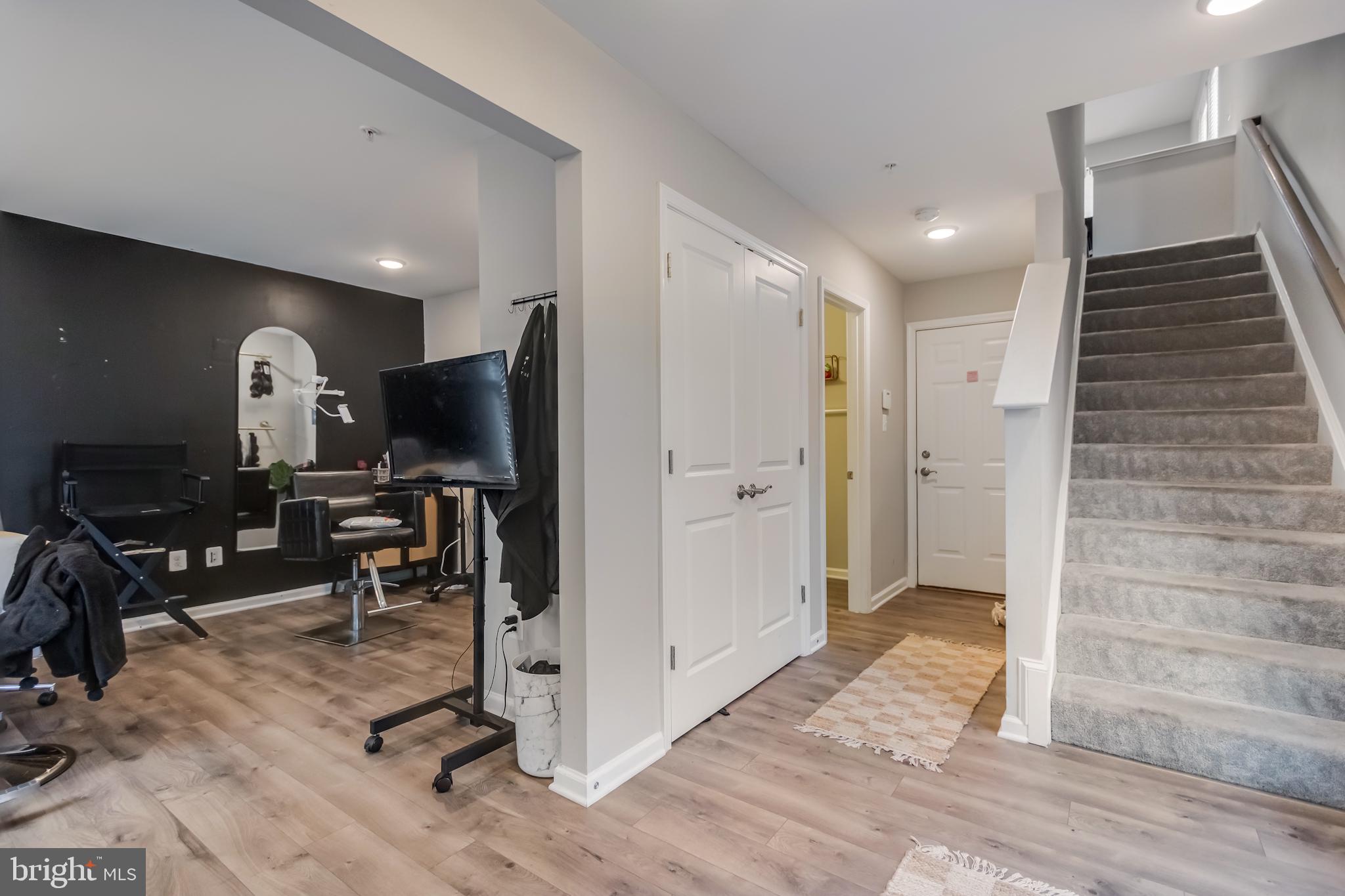 3010 Pinebrook Road Landover, MD 20785 - Photo 3 of 28 Modern entryway with stylish accents.