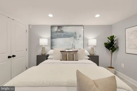 $1,585,000 | 1519 East Capitol Street Southeast, Washington, DC 20003