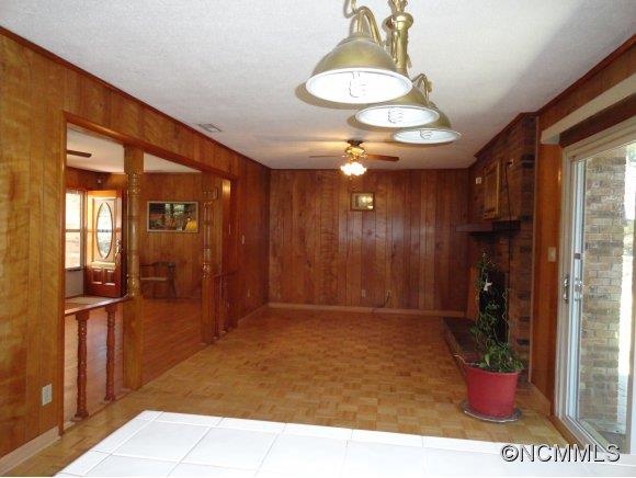 313 Saunook Road Waynesville, NC 28786 - Photo 5 of 22