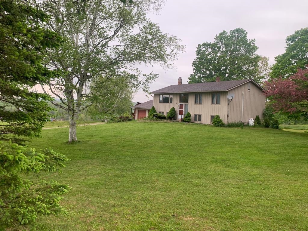 283 Swett Road Danville, VT 05828 - Photo 3 of 36