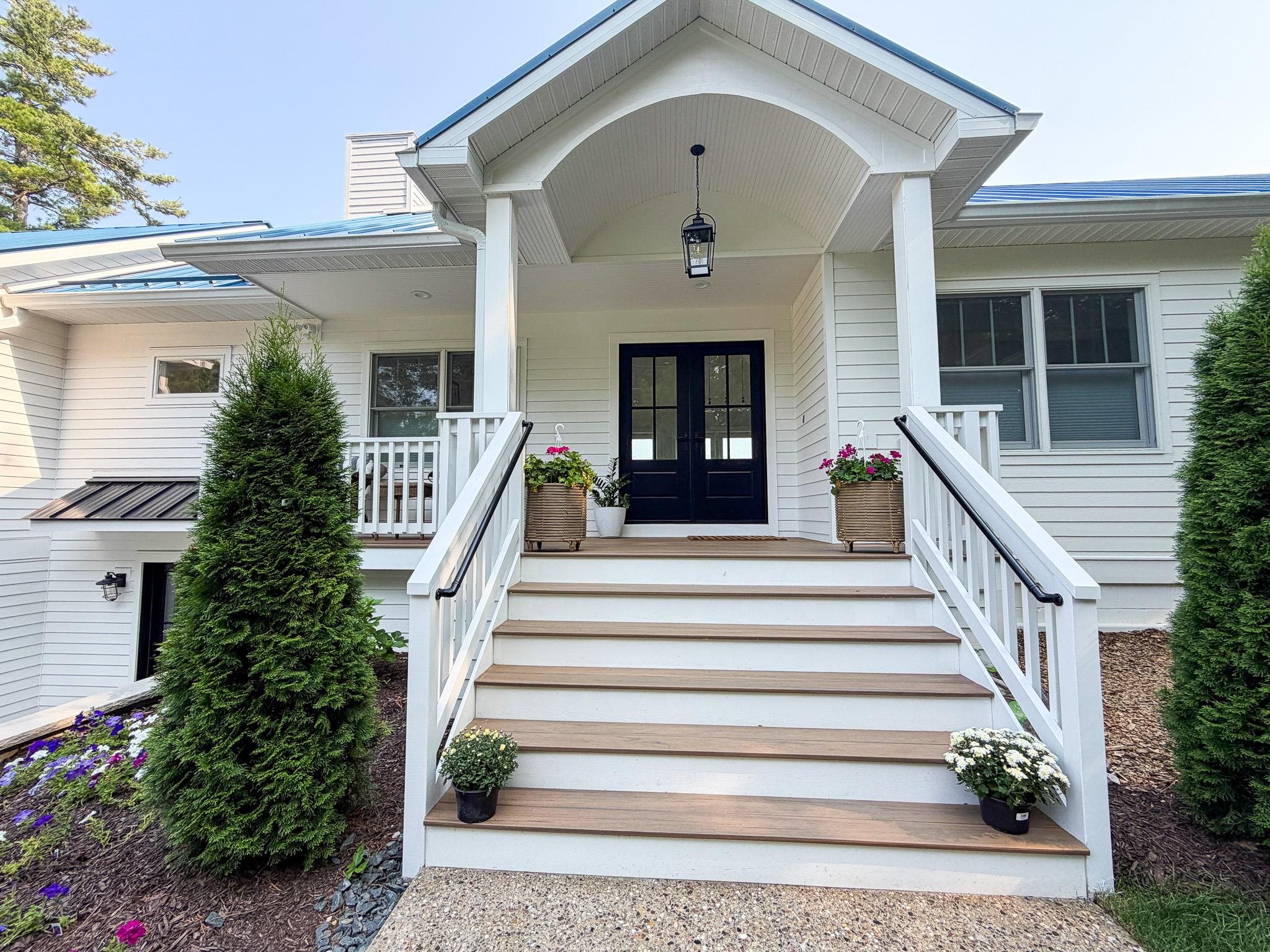 3729 South Lee Point Road Suttons Bay, MI 49682 - Photo 83 of 88 1949722-f7d71ba4-4813-4df5-a555-05e07f7c6082.JPG