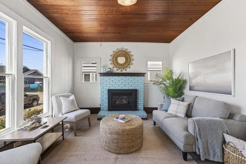 $1,483,000 | 222 2nd Avenue, Santa Cruz, CA 95062