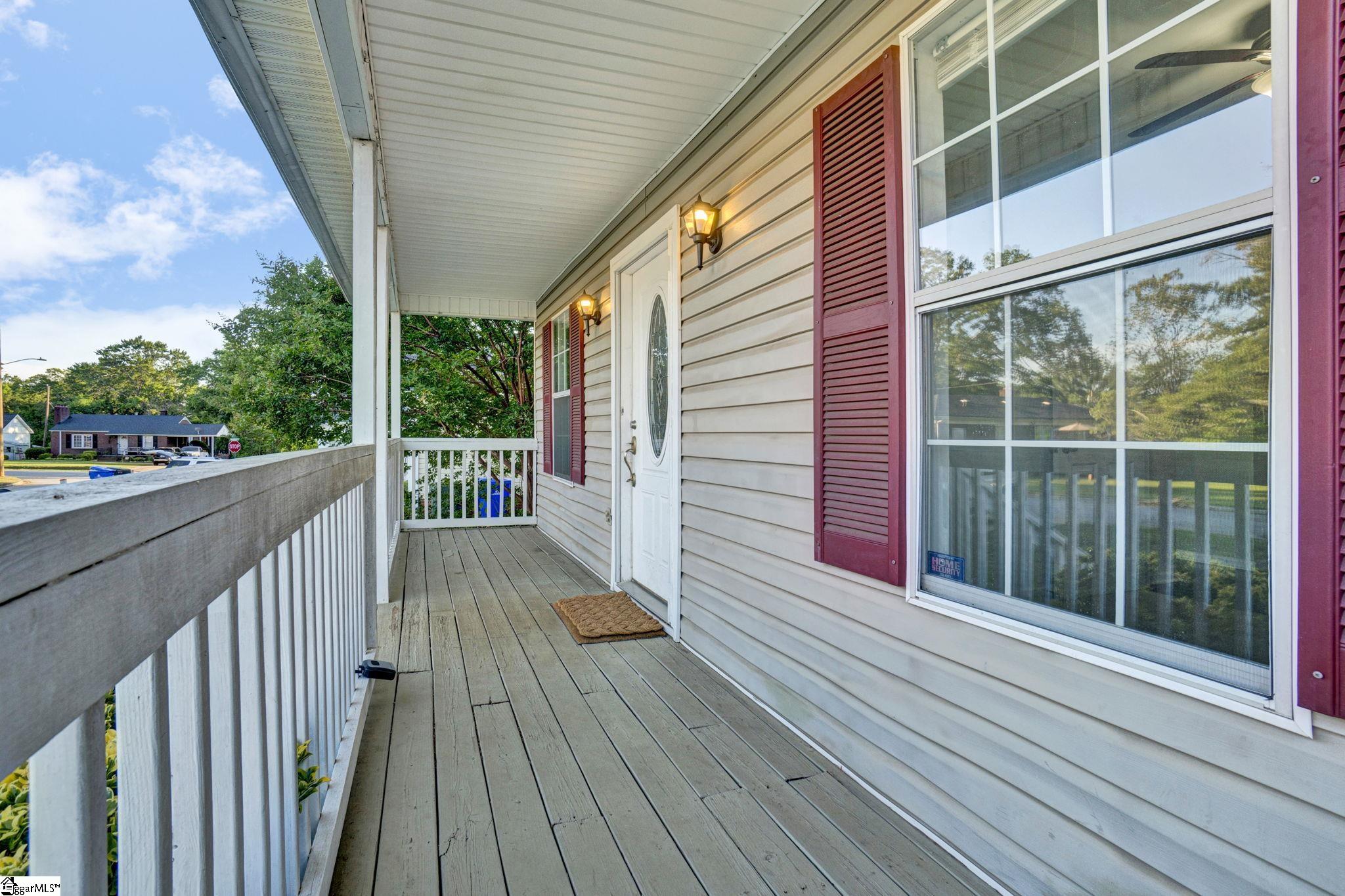 7 Haley Court Greenville, SC 29607 - Photo 5 of 48