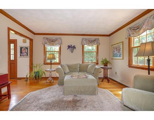 79 Strawberry Hill Road Acton, MA 01720 - Photo 4 of 19 Gallery Image 4