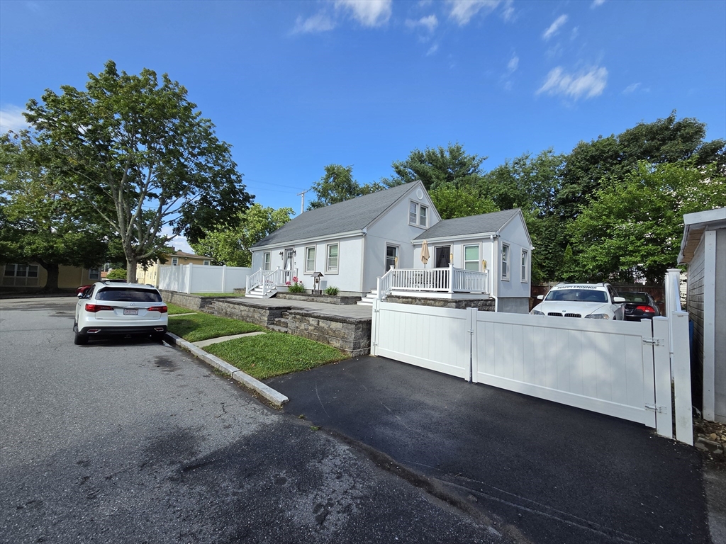10 Wayne Street Fall River, MA 02721 - Photo 3 of 12 Gallery Image 3