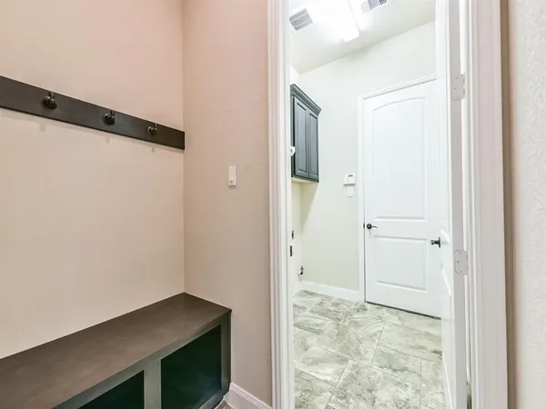 $2,800 | 21918 Avalon Queen Drive, Spring, TX 77379