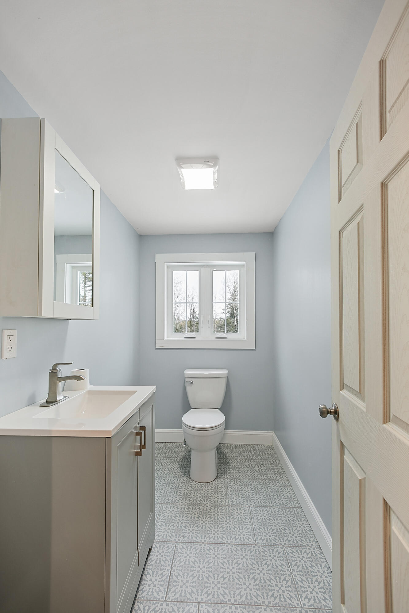 69 Canaan Road Clinton, ME 04927 - Photo 19 of 25 Half Bath