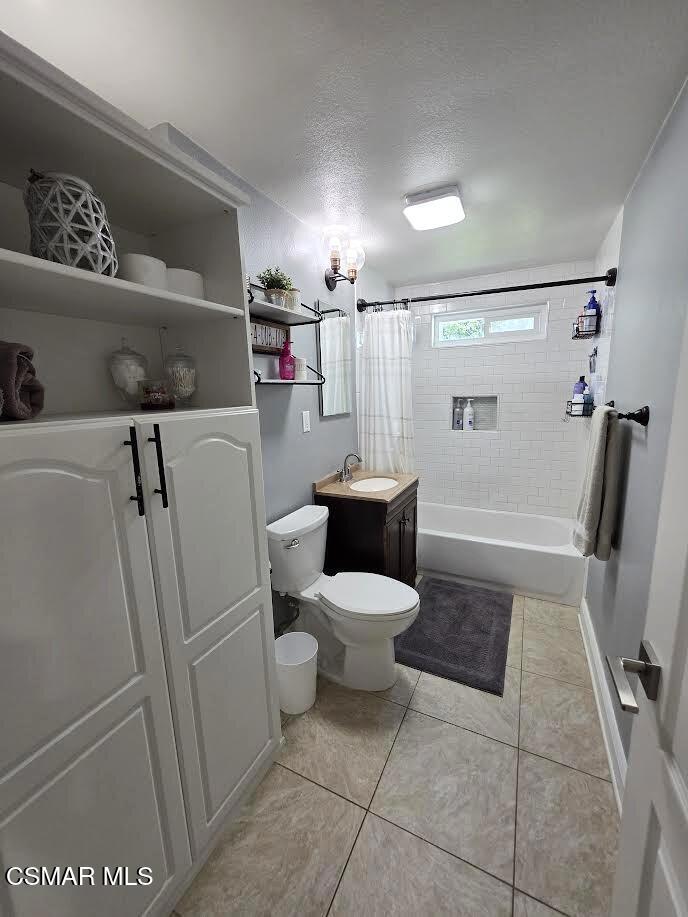 1748 Ahart Street Simi Valley, CA 93065 - Photo 11 of 26