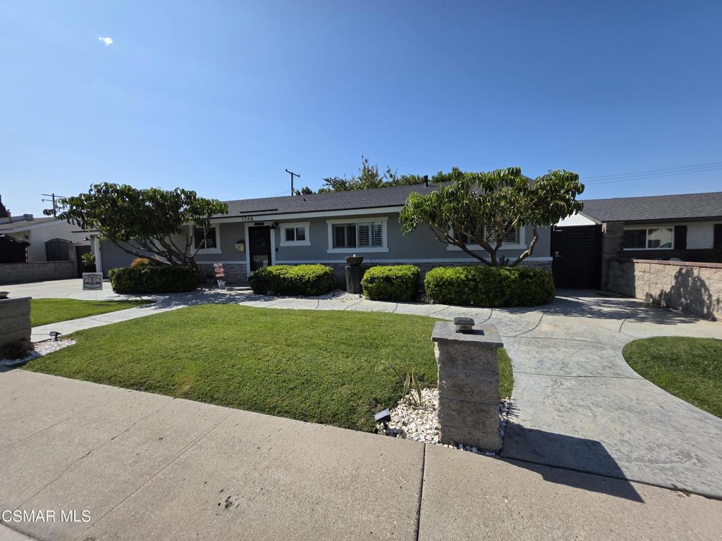 1748 Ahart Street Simi Valley, CA 93065 - Photo 2 of 26