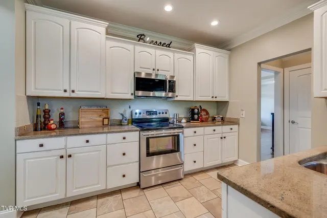 $717,000 | 145 Grande Harbor Way, Blountville, TN 37617