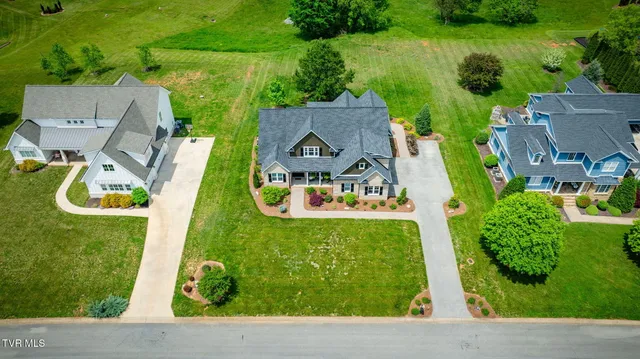 $717,000 | 145 Grande Harbor Way, Blountville, TN 37617