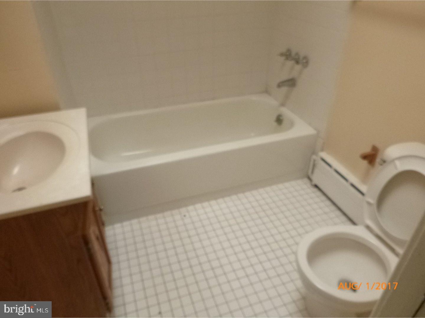 7822 Cottage Street Philadelphia, PA 19136 - Photo 11 of 12 Bathroom