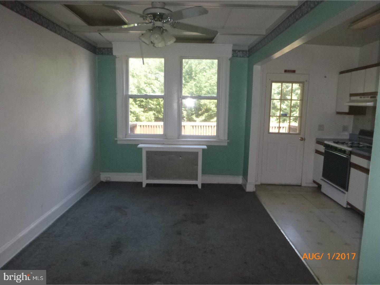 7822 Cottage Street Philadelphia, PA 19136 - Photo 5 of 12 Dining Room