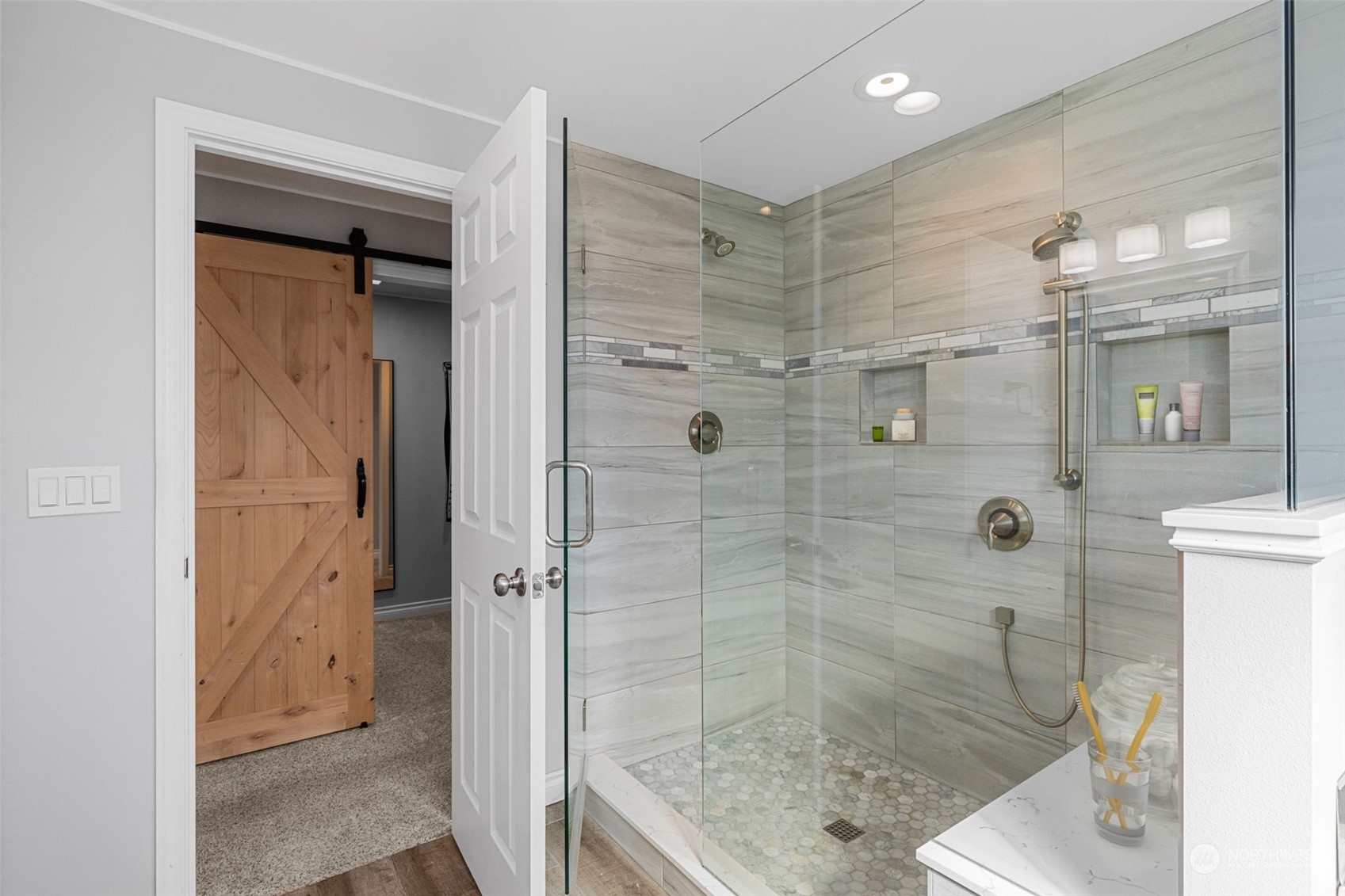 10823 23rd Drive Southeast Everett, WA 98208 - Photo 19 of 39 a bathroom with a shower and a sink