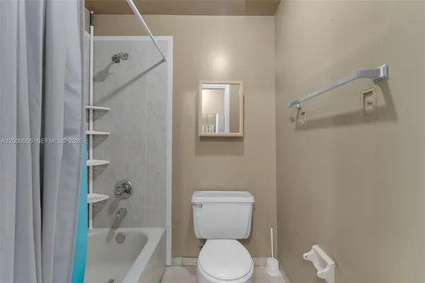 $350,000 | 3868 Southwest 107th Avenue, Unit 511, Miami, FL 33165