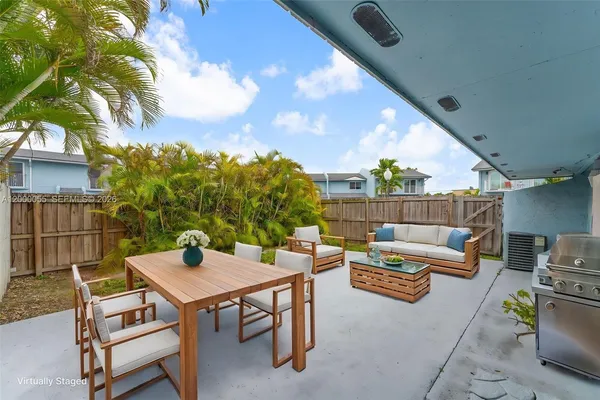 $350,000 | 3868 Southwest 107th Avenue, Unit 511, Miami, FL 33165