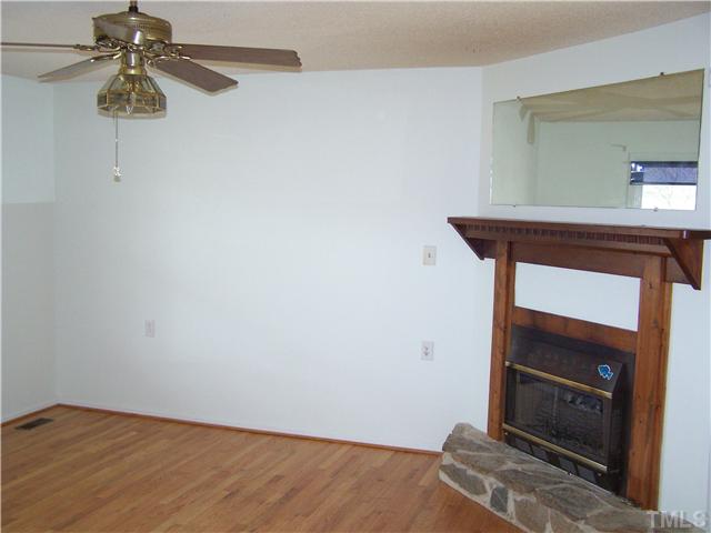 661 Pierce Road Garner, NC 27529 - Photo 3 of 16 Gallery Image 3