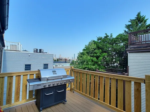 $9,500 | 54 Telegraph Street, Boston, MA 02127