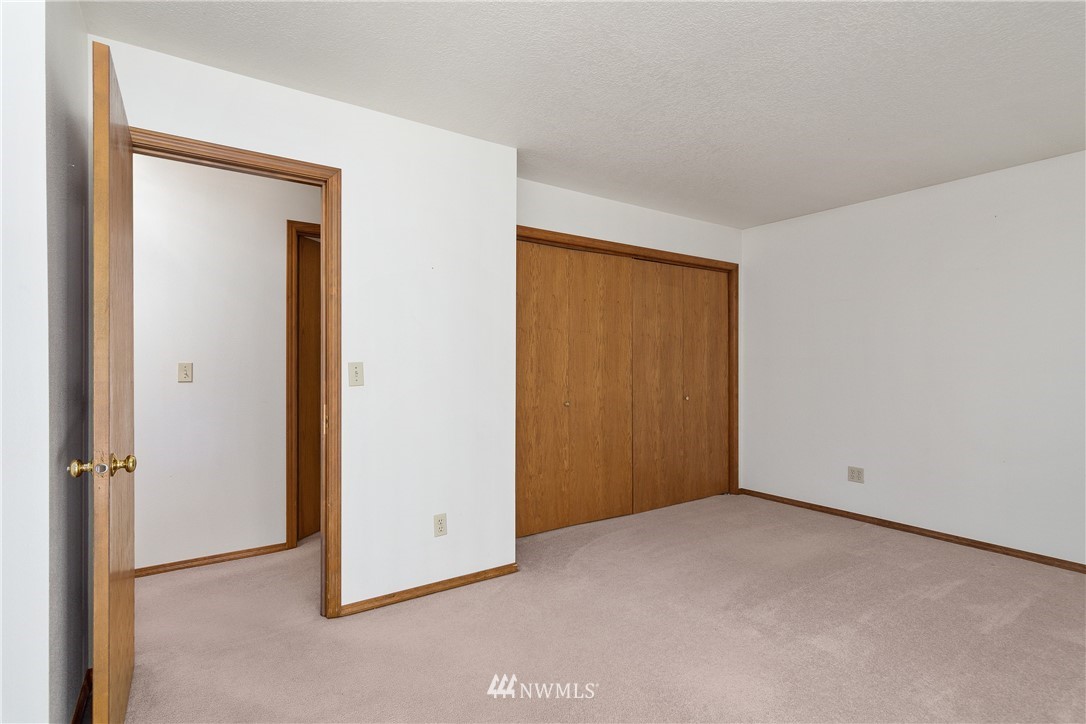 3200 Virginia Way Longview, WA 98632 - Photo 14 of 29 Gallery Image 14