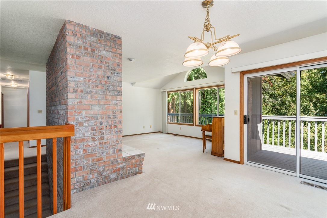 3200 Virginia Way Longview, WA 98632 - Photo 6 of 29 Gallery Image 6