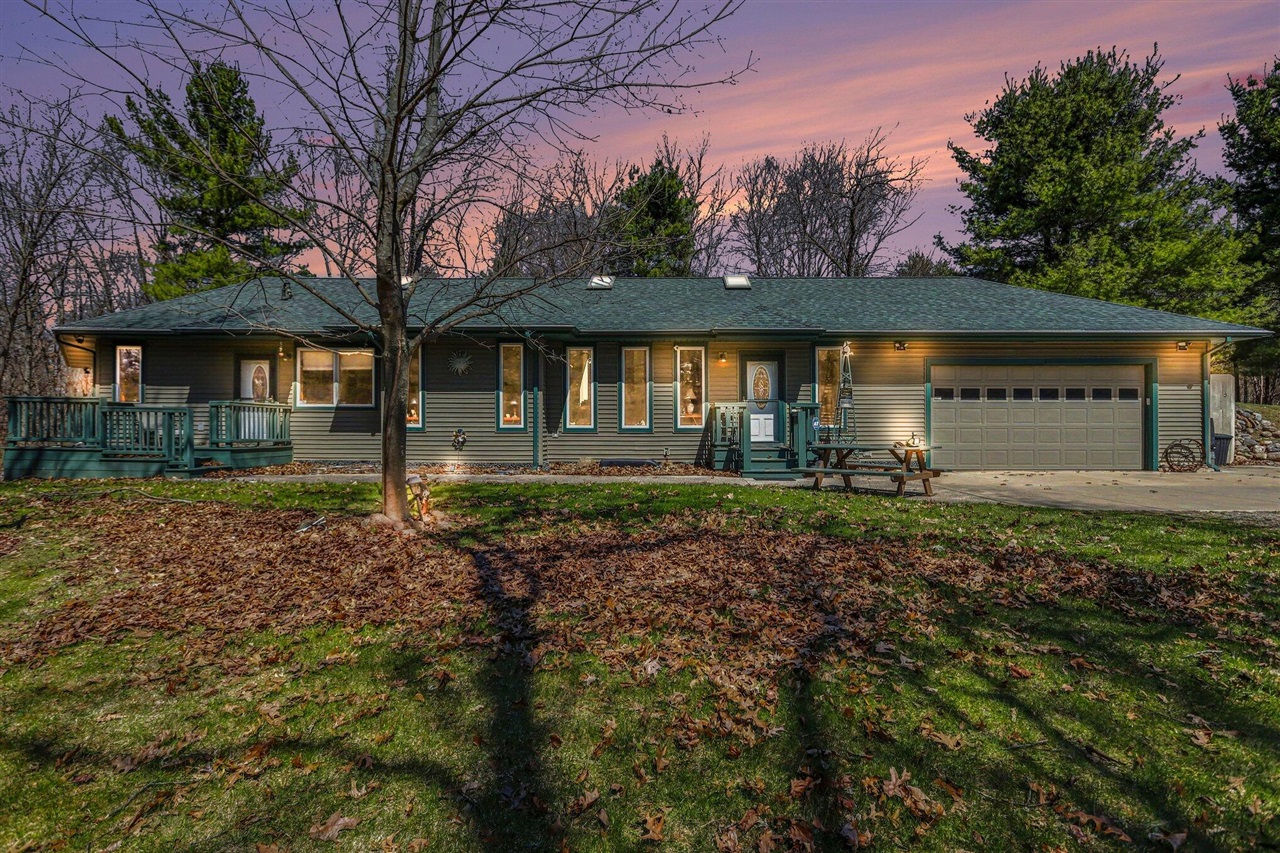 8362 East River Road Battle Creek, MI 49014 - Photo 2 of 28