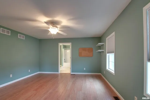 $522,500 | 900 Lucinda Lane, Quincy, IL 62305