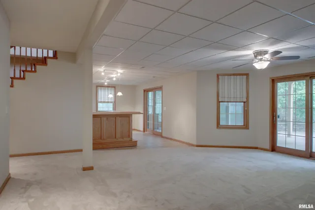 $522,500 | 900 Lucinda Lane, Quincy, IL 62305