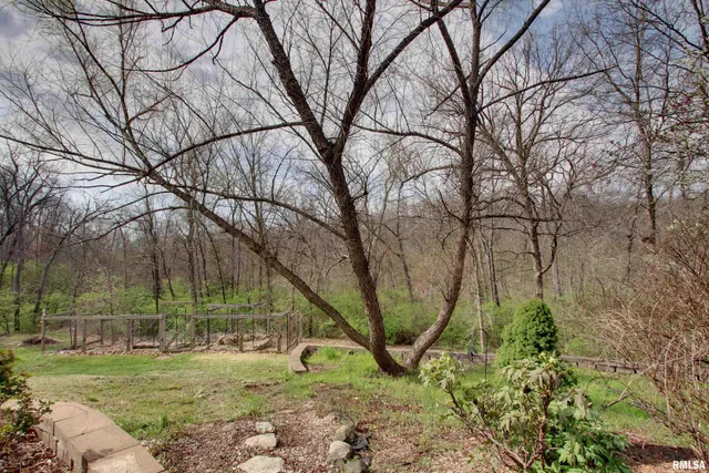 $522,500 | 900 Lucinda Lane, Quincy, IL 62305