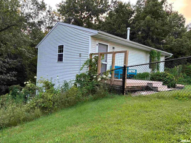 $522,500 | 900 Lucinda Lane, Quincy, IL 62305