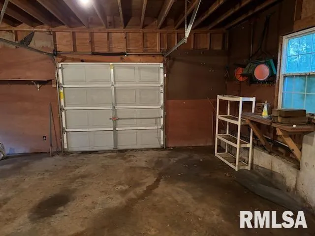 $522,500 | 900 Lucinda Lane, Quincy, IL 62305