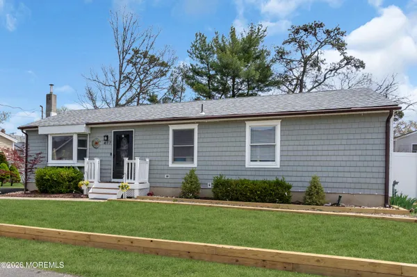 $485,000 | 417 Anchor Avenue, Beachwood, NJ 08722