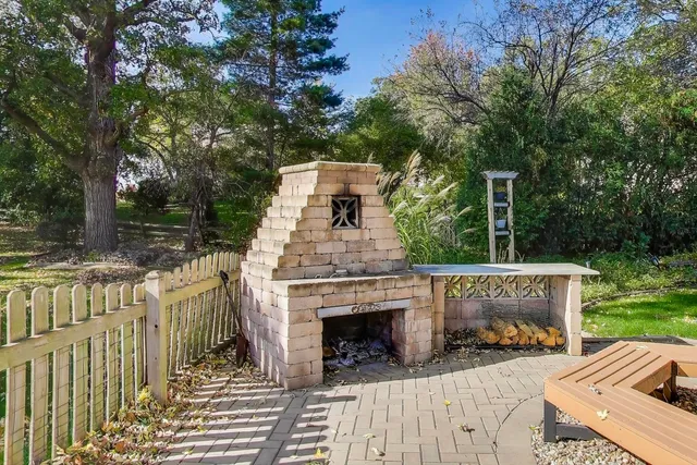 $519,000 | 402 Hankes Road, Sugar Grove, IL 60554