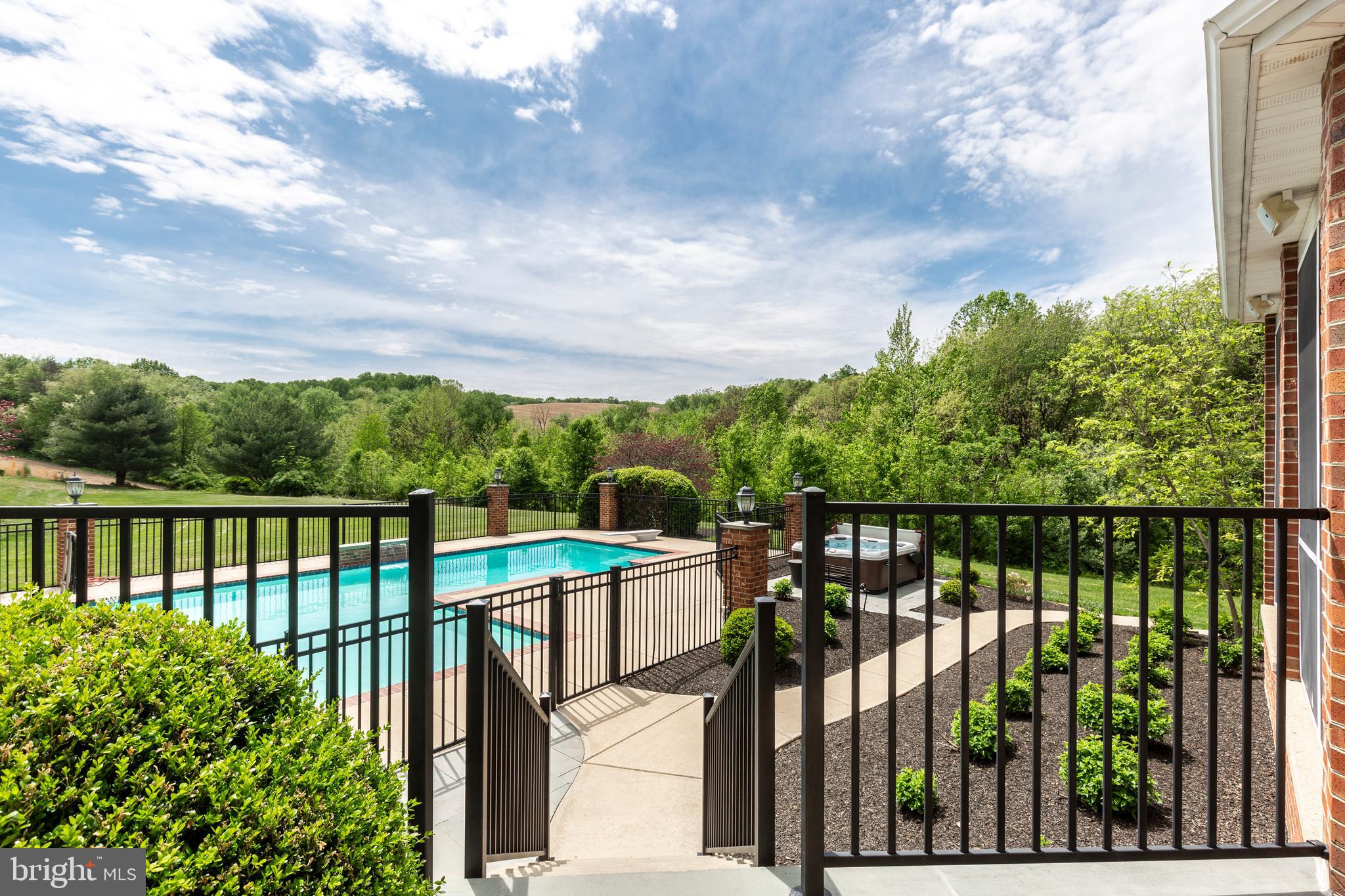 2995 Sams Creek Road New Windsor, MD 21776 - Photo 24 of 126