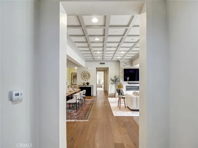 $3,100,000 | 112 South Orange Grove Boulevard, Unit 109, Pasadena, CA 91105