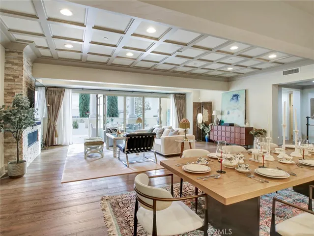 $3,100,000 | 112 South Orange Grove Boulevard, Unit 109, Pasadena, CA 91105