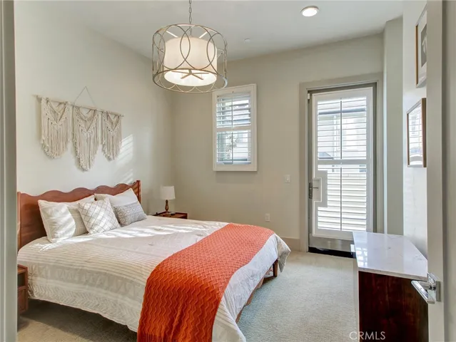 $3,100,000 | 112 South Orange Grove Boulevard, Unit 109, Pasadena, CA 91105