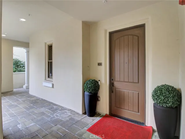 $3,100,000 | 112 South Orange Grove Boulevard, Unit 109, Pasadena, CA 91105