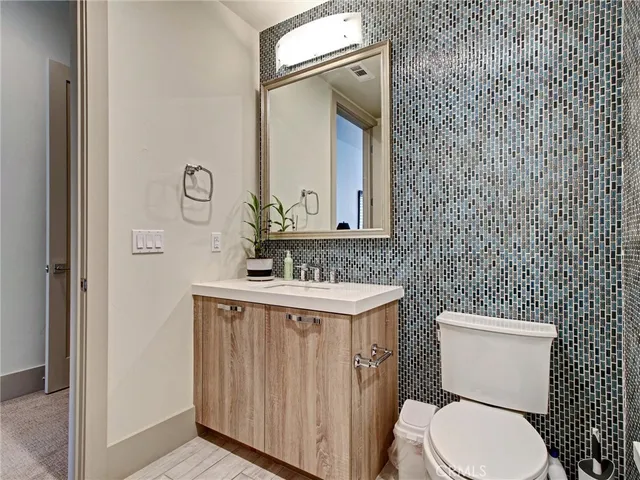 $3,100,000 | 112 South Orange Grove Boulevard, Unit 109, Pasadena, CA 91105