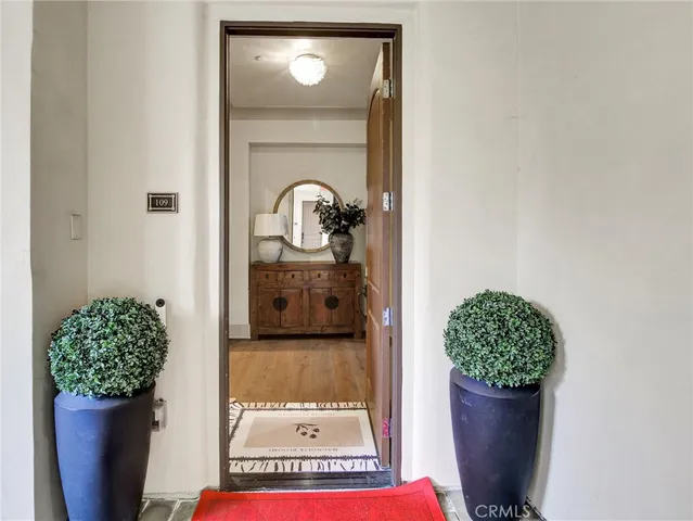 $3,100,000 | 112 South Orange Grove Boulevard, Unit 109, Pasadena, CA 91105