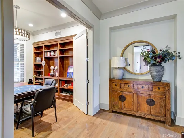 $3,100,000 | 112 South Orange Grove Boulevard, Unit 109, Pasadena, CA 91105