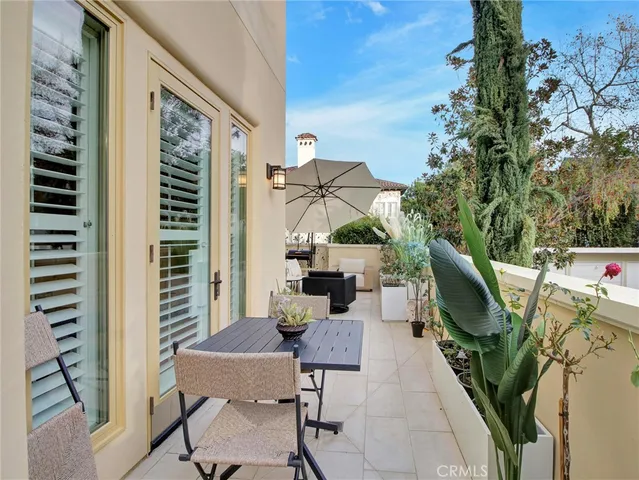 $3,100,000 | 112 South Orange Grove Boulevard, Unit 109, Pasadena, CA 91105