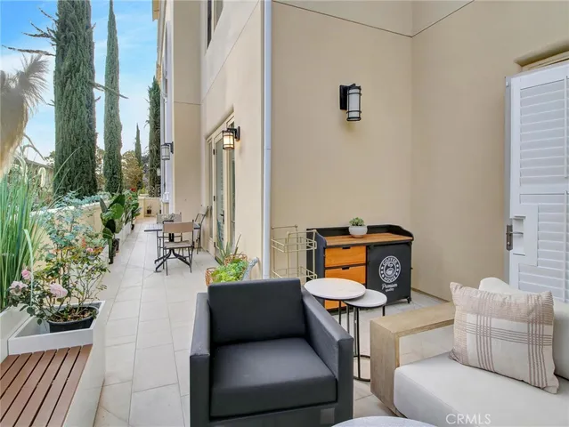 $3,100,000 | 112 South Orange Grove Boulevard, Unit 109, Pasadena, CA 91105