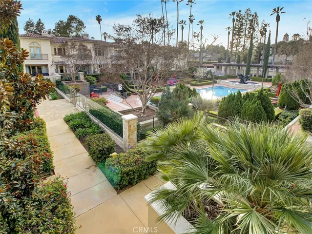 $3,100,000 | 112 South Orange Grove Boulevard, Unit 109, Pasadena, CA 91105