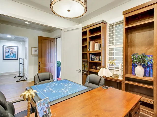 $3,100,000 | 112 South Orange Grove Boulevard, Unit 109, Pasadena, CA 91105