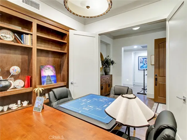 $3,100,000 | 112 South Orange Grove Boulevard, Unit 109, Pasadena, CA 91105