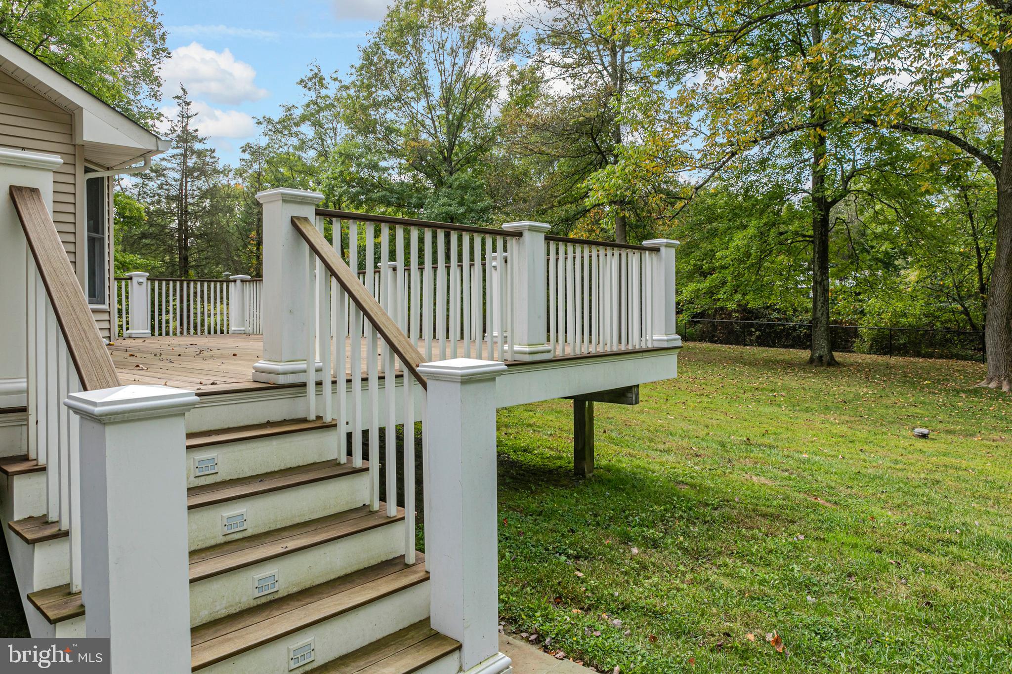 6 Nelson Ridge Road Princeton, NJ 08540 - Photo 36 of 41 a view of balcony with wooden floor and fence