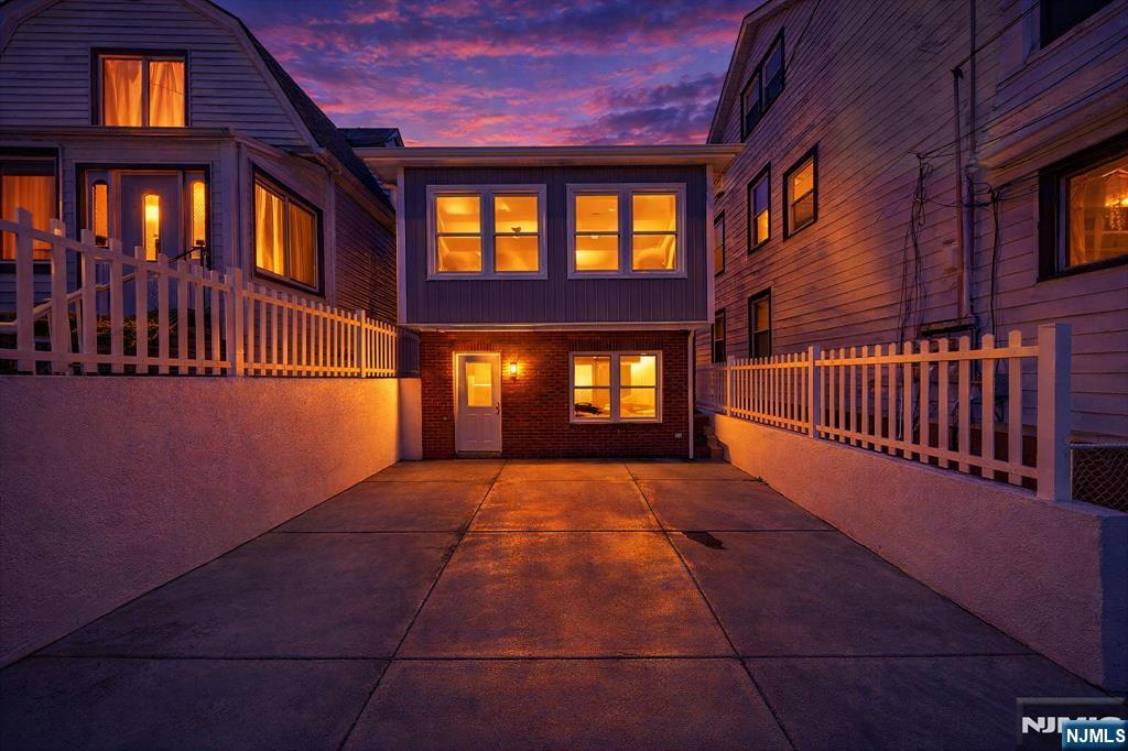 37 Devon Terrace Kearny, NJ 07032 - Photo 2 of 33